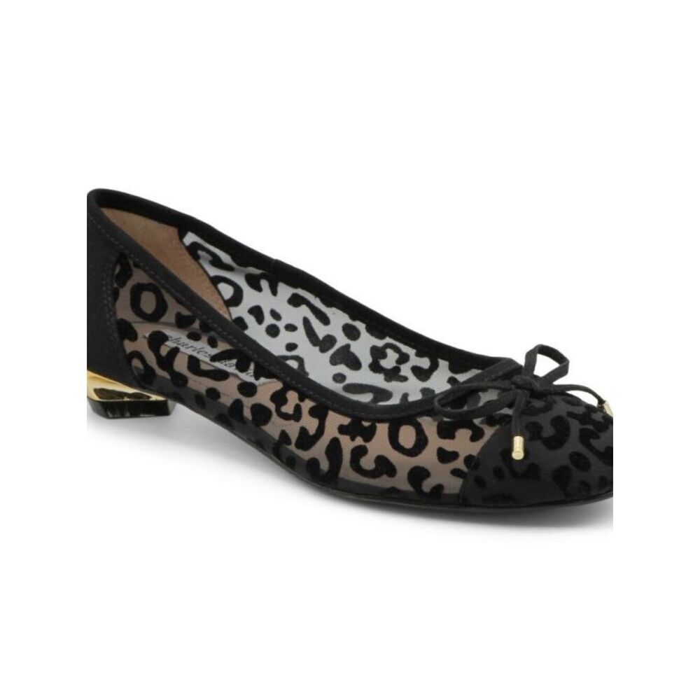 (W-4700) Charles David MAIZE DRESS LOW HEEL Sz 8